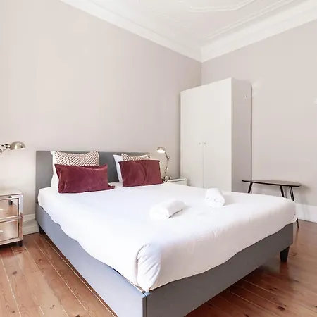 Apartment Akicity Anjos Heaven Lissabon